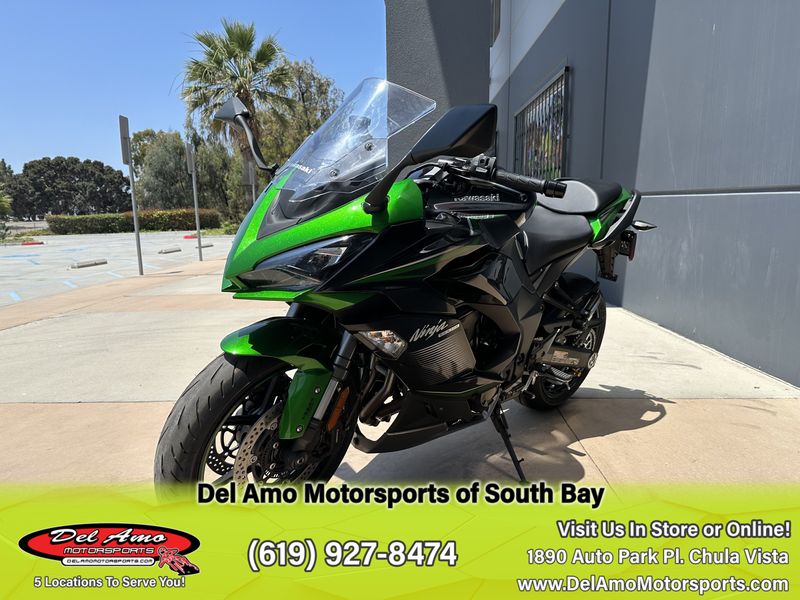 2023 Kawasaki NINJA 1000SXImage 3