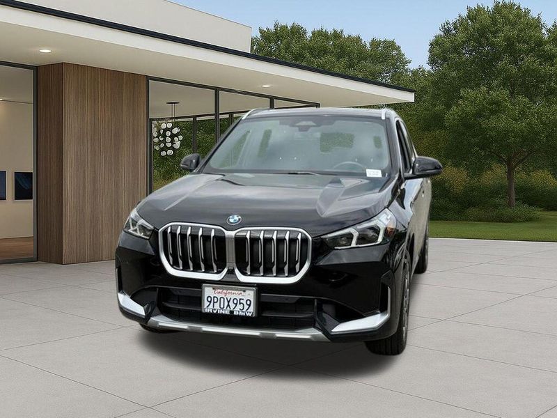 Used 2025 BMW X1 xDrive28iImage 3