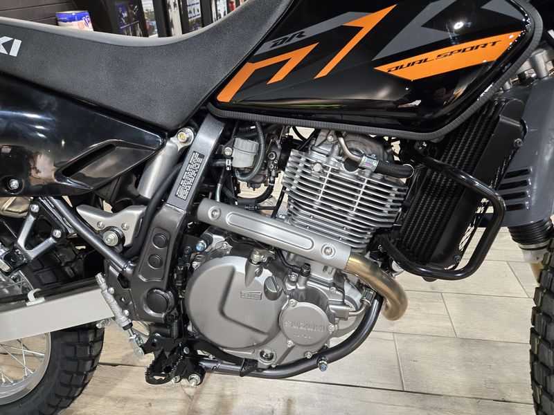 NEW 2026 SUZUKI DR 650S Image 12