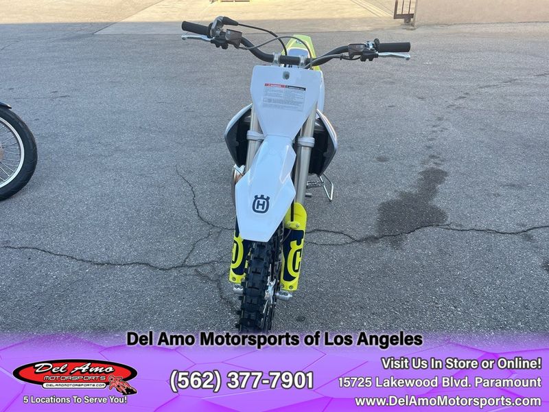 2023 HUSQVARNA TC 85 17/14  in a WHITE exterior color. Del Amo Motorsports of Los Angeles (562) 262-9181 delamomotorsports.com 