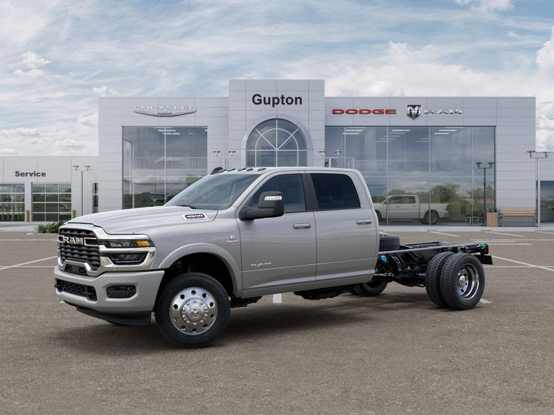 New 2026 RAM 4500 Big Horn Chassis Crew Cab 4x4 60
