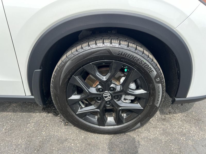 Used 2023 Honda HR-V SportImage 30