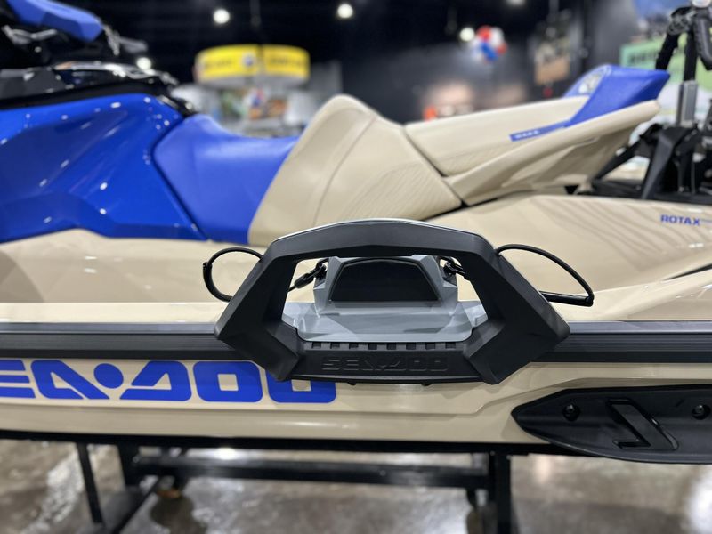 New 2025 Sea-Doo WAKE PRO 230 (SOUND SYSTEM) Image 11