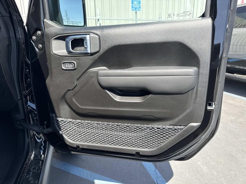 New 2026 Jeep Gladiator Rubicon 4x4