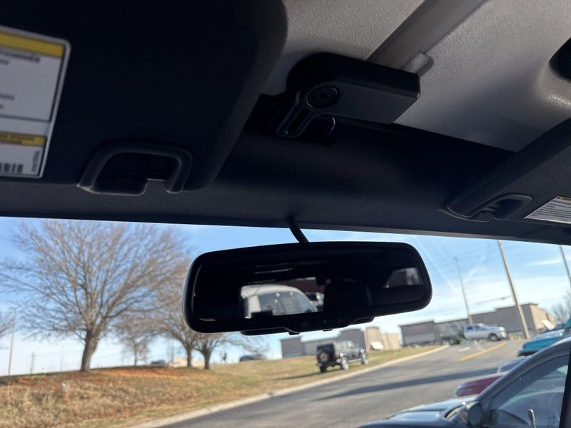 Used 2017 Jeep Wrangler Unlimited SportImage 28