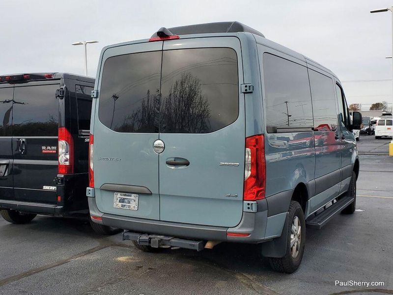 2020 Freightliner Sprinter 2500 Standard Roof V6Image 3