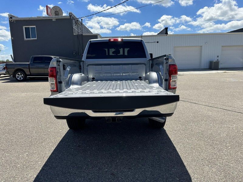 2023 RAM 3500 Tradesman Crew Cab 4x4 6