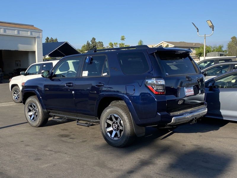 2024 Toyota 4Runner TRD Off Road PremiumImage 3