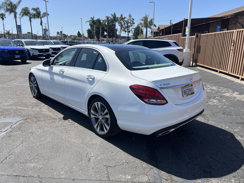 2016 Mercedes-Benz C-Class C 300Image 2