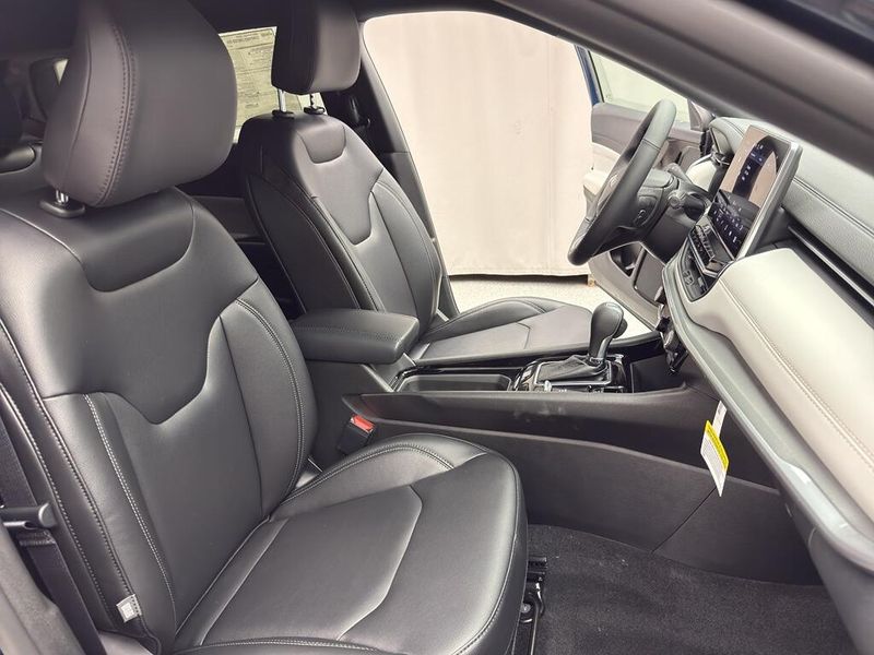 New 2026 Jeep Compass Limited 4x4Image 14