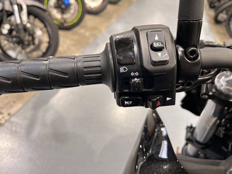 New 2025 Kawasaki Z650 Image 10