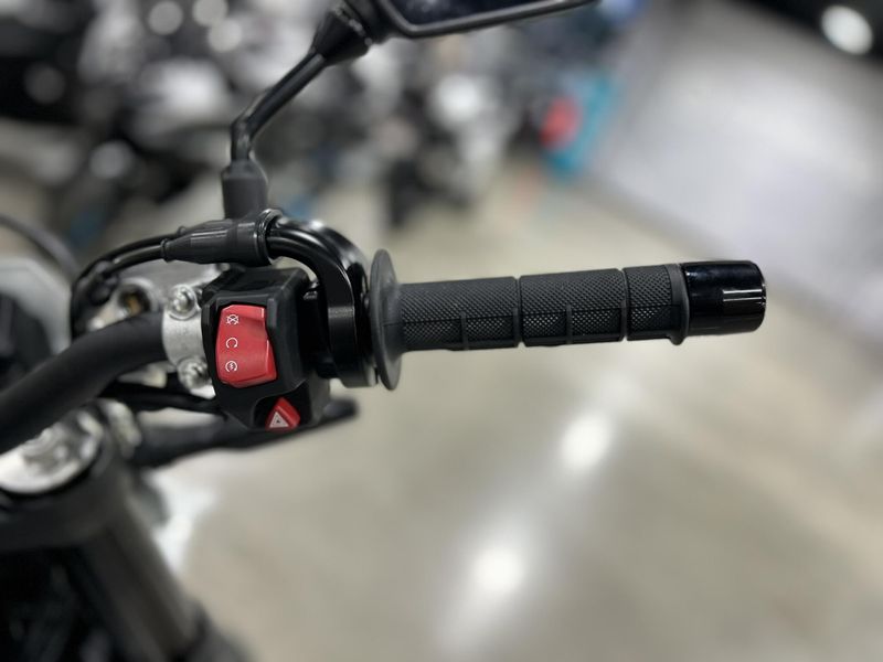 New 2025 Suzuki DR-Z4SM Image 9