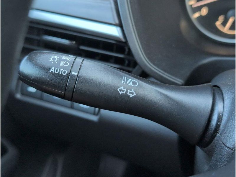 Used 2023 Nissan Altima 2.5 SVImage 25