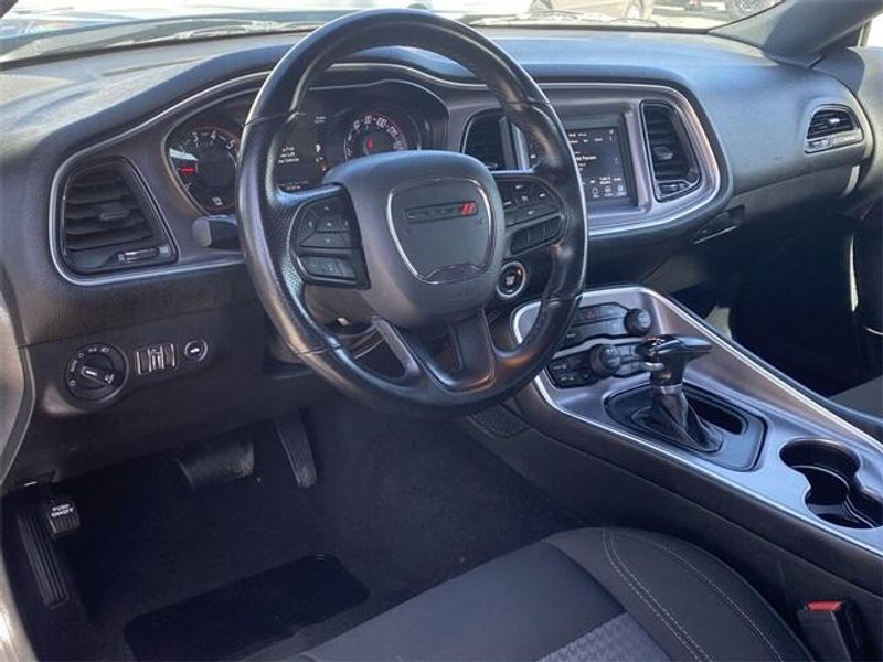 2022 Dodge Challenger SXTImage 17
