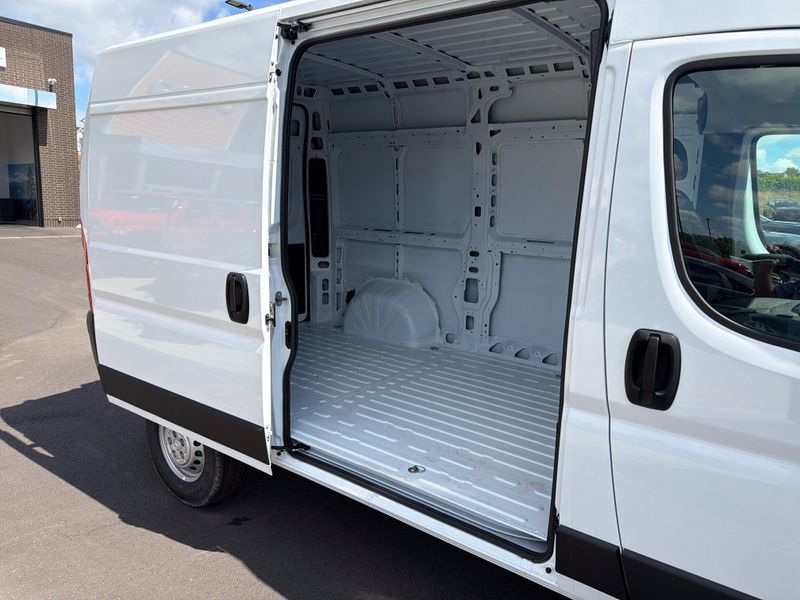 New 2026 RAM Promaster 1500 Tradesman Cargo Van High Roof 136