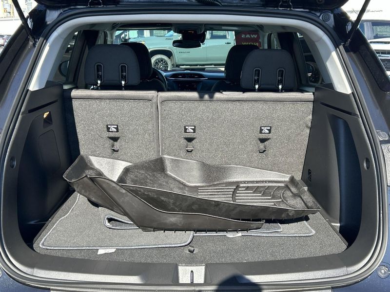 Used 2023 Chevrolet Trailblazer LTImage 24