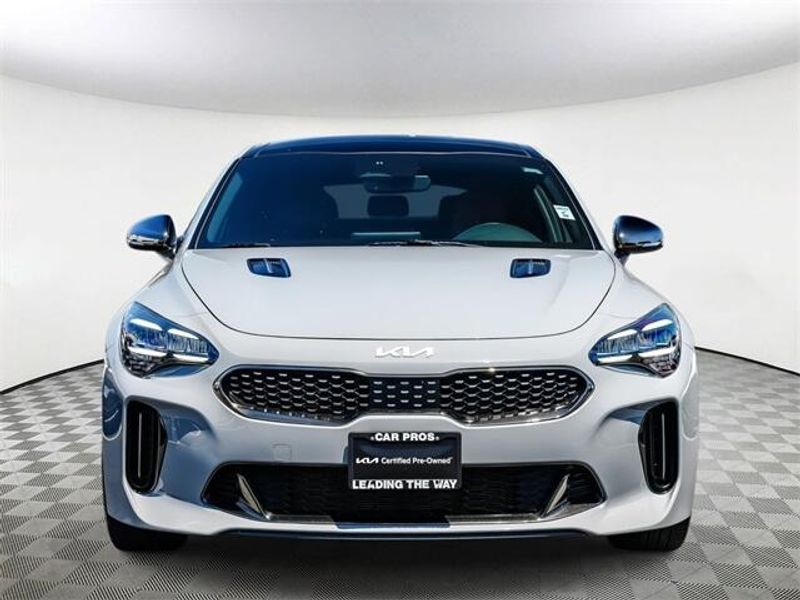 2022 Kia Stinger GT-LineImage 3