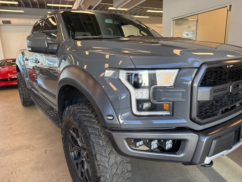 2020 Ford F-150 RaptorImage 2