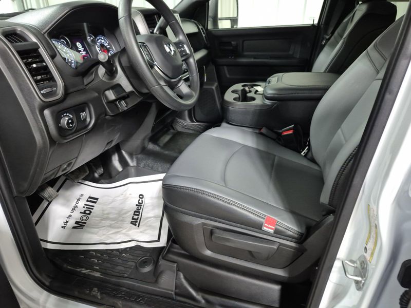 2025 RAM 2500 Tradesman Crew Cab 4x4 6