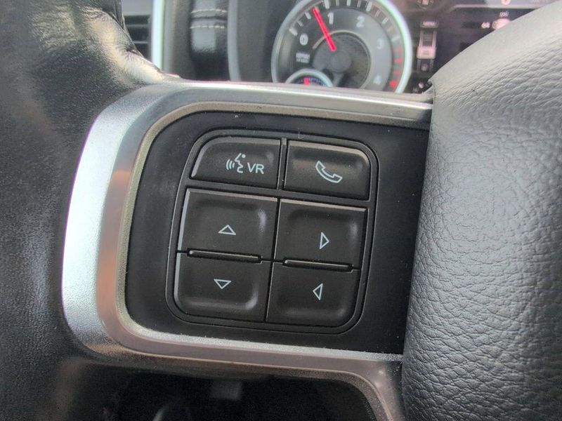 2019 RAM 2500 LaramieImage 26