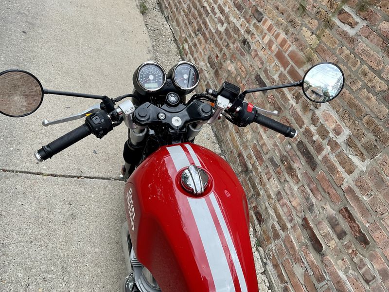2023 Royal Enfield Continental GT   in a Red exterior color. Motoworks Chicago 312-738-4269 motoworkschicago.com 