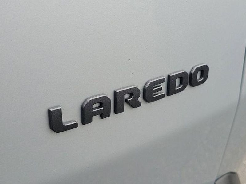 New 2026 Jeep Cherokee Laredo 4x4