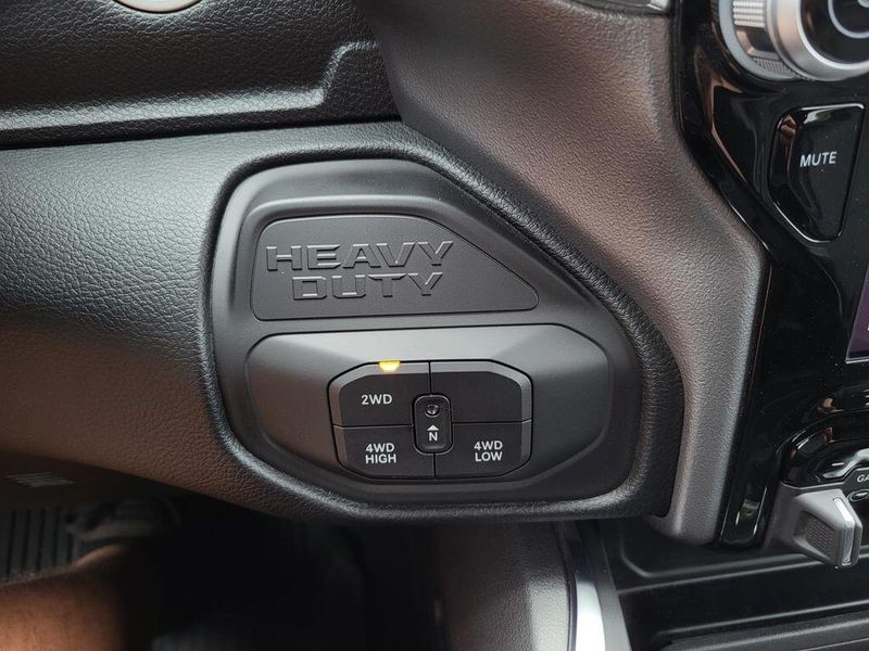 2025 RAM 2500 Laramie Mega Cab 4x4 6