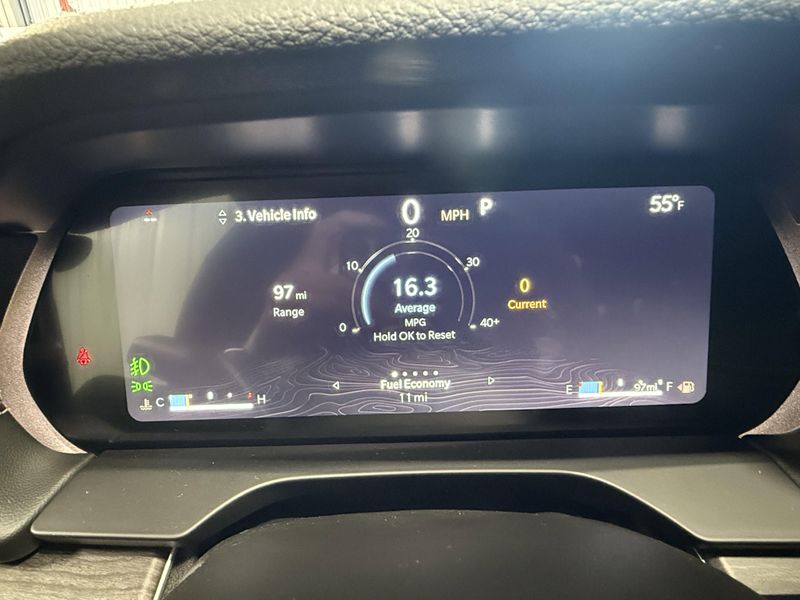 New 2025 Jeep Grand Cherokee Limited 4x4Image 36