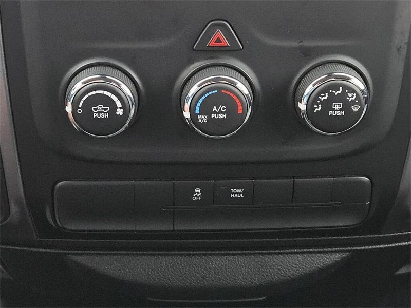 2022 RAM 1500 Classic SLTImage 15