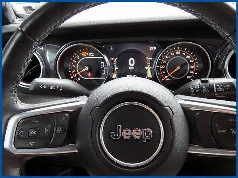 2021 Jeep Wrangler Unlimited Sahara AltitudeImage 15
