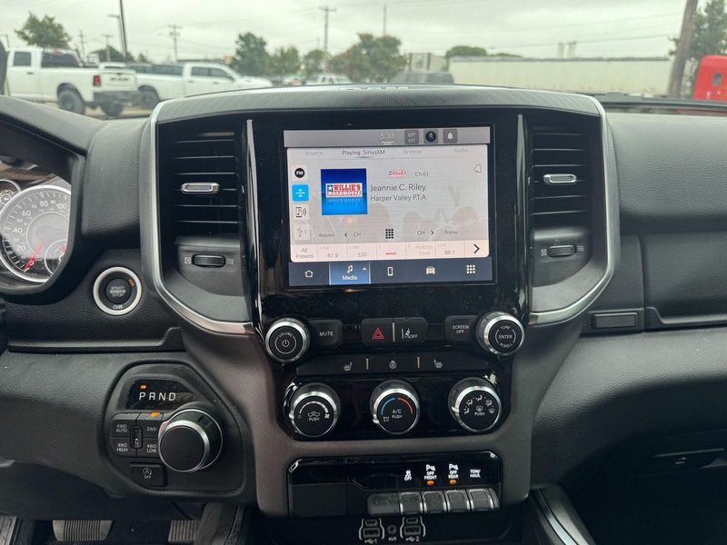 2025 Ram 1500 Big Horn photo 11