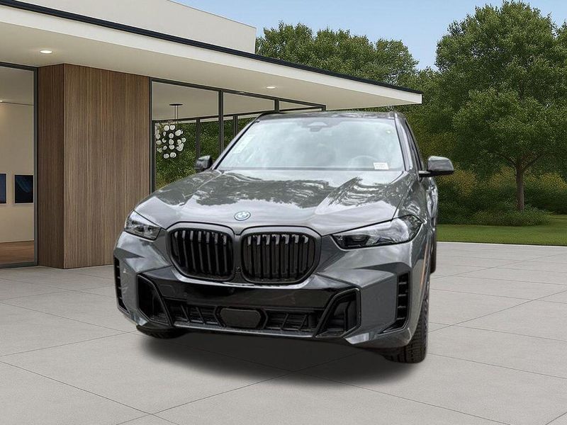 New 2026 BMW X5 xDrive50eImage 3