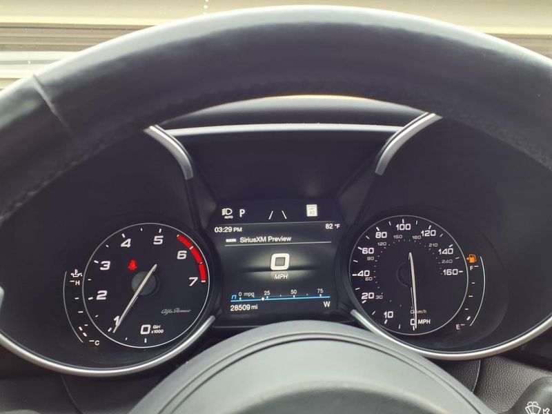 Used 2022 Alfa Romeo Giulia VeloceImage 26