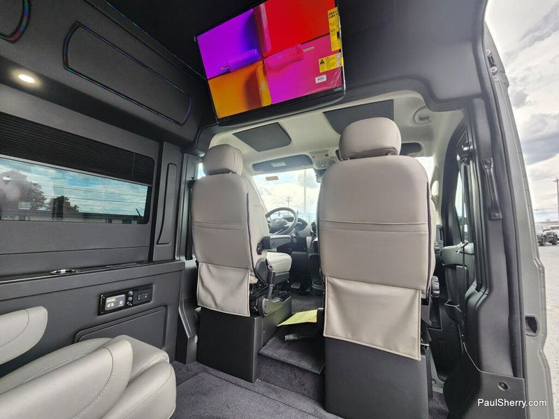 New 2026 RAM Promaster 3500 Slt+ Window Van High Roof 159' Wb Ext