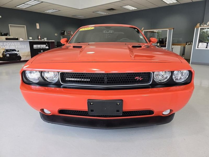 2013 Dodge Challenger R/T photo 2