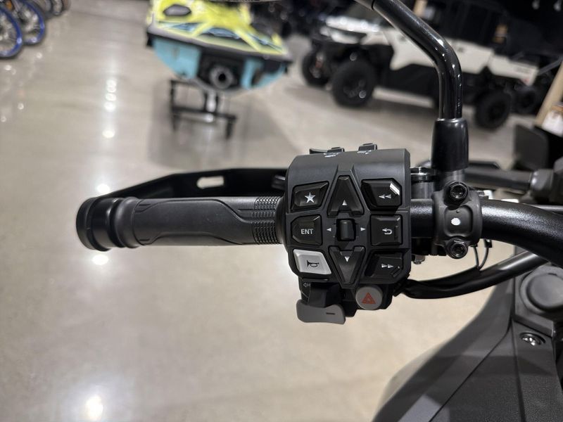 New 2026 Honda AFRICA TWIN DCT Image 22