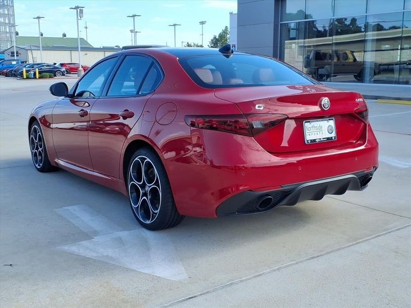 Used 2023 Alfa Romeo Giulia VeloceImage 16