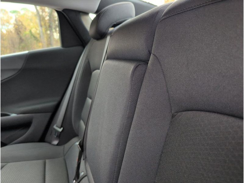 Used 2024 Chevrolet Malibu LTImage 30