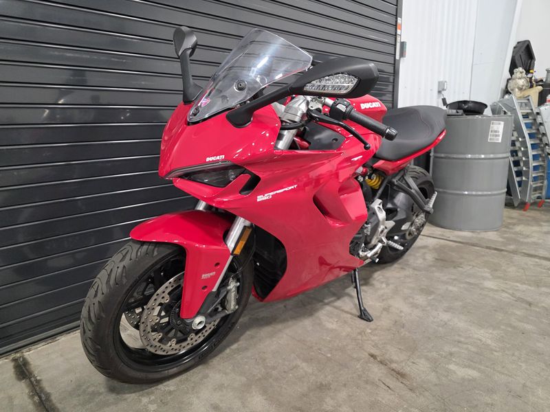 2023 Ducati SuperSport 950