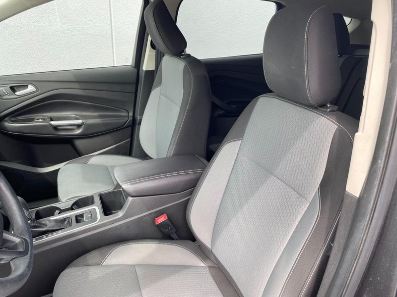 2018 Ford Escape SE photo 9
