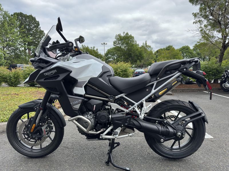 2023 Triumph Tiger 1200 GT Explorer - SNOWDONIA WHITE 