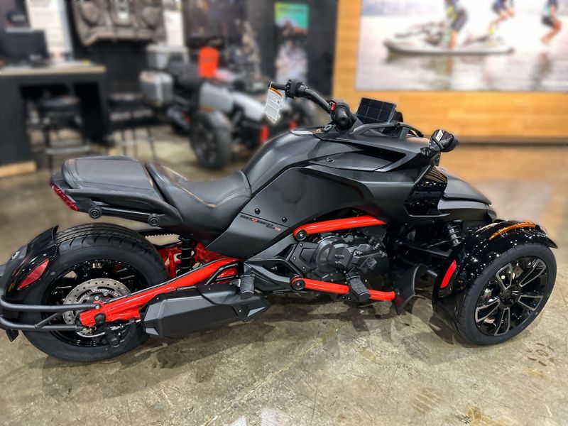 New 2026 Can-Am SPYDER F3-S (SE6) Image 15