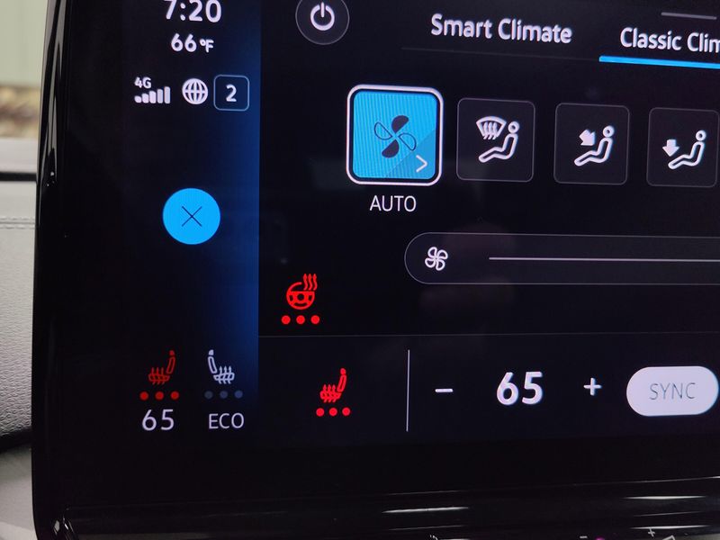 Used 2023 Volkswagen ID.4 Pro S 82kW Long Range w/Glass RoofImage 25