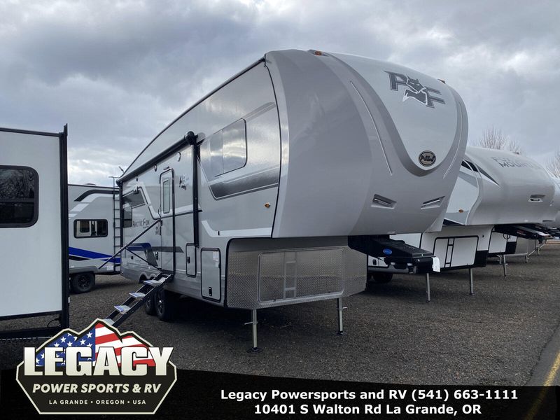 New 2025 ARCTIC FOX 27-5L Image 1