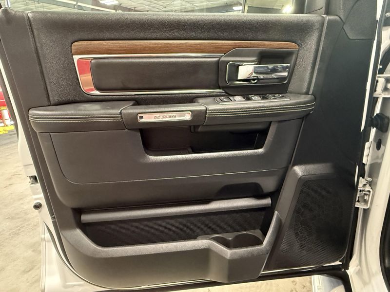 Used 2015 RAM 1500 LaramieImage 17