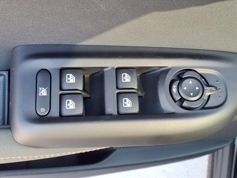 New 2026 Alfa Romeo Tonale Veloce AwdImage 15