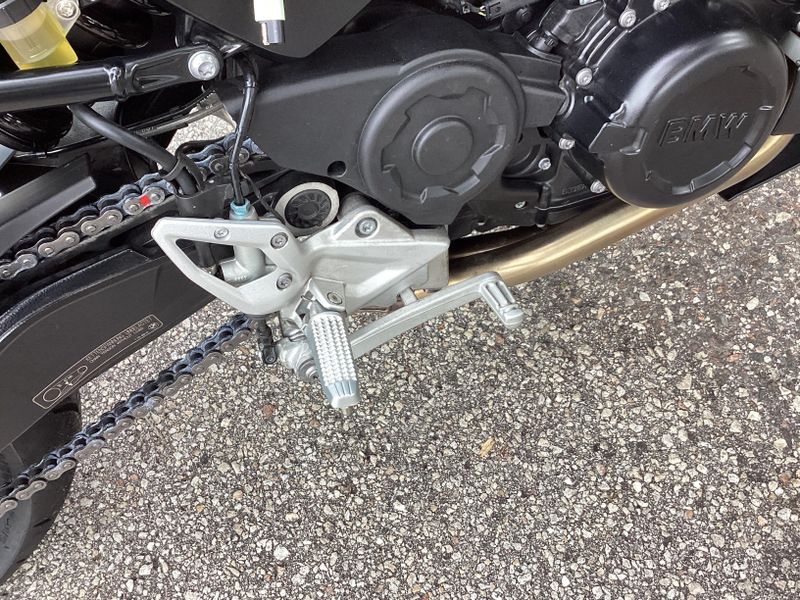 2016 BMW F 800 R 