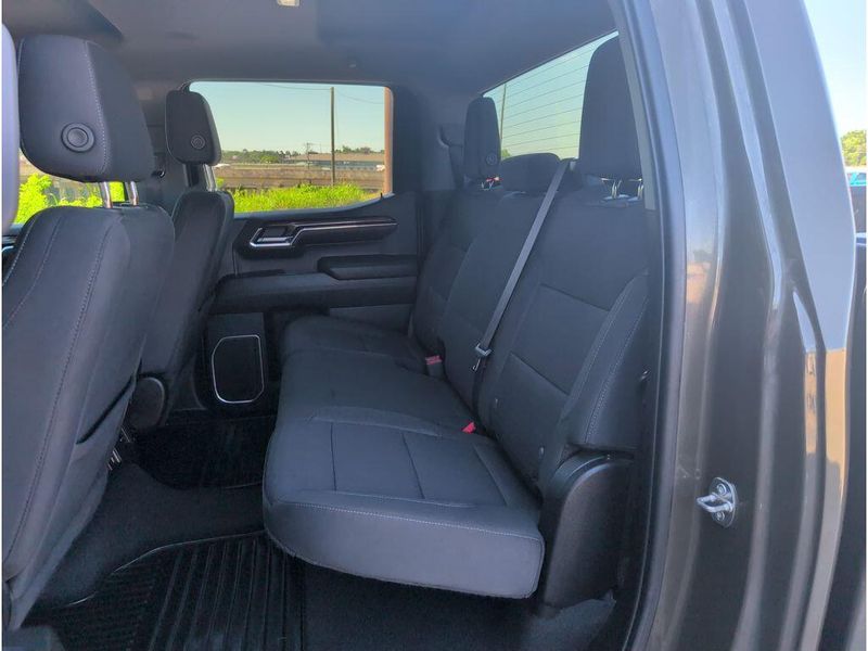 Used 2023 Chevrolet Silverado 1500 LTImage 30