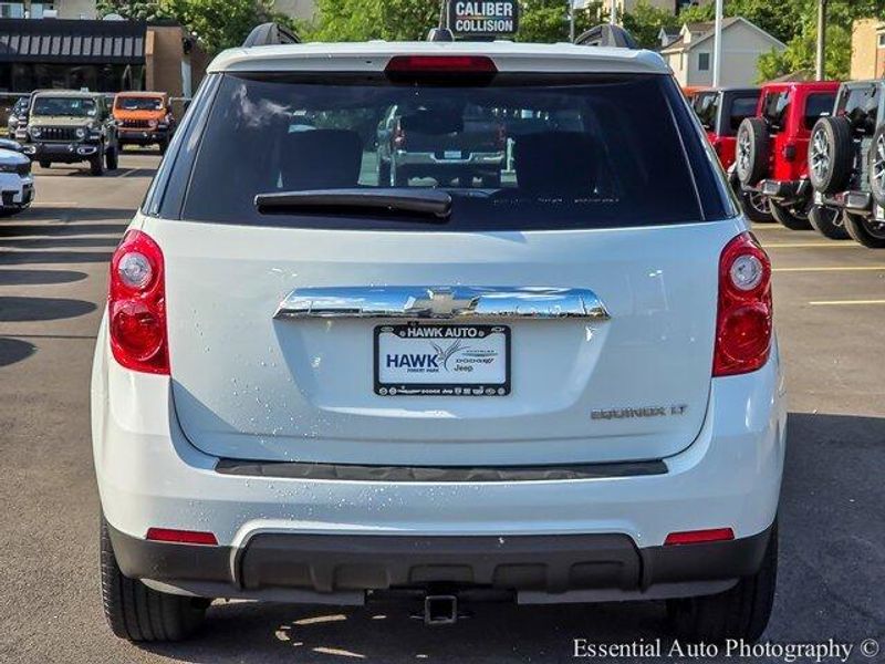 2015 Chevrolet Equinox LT photo 4