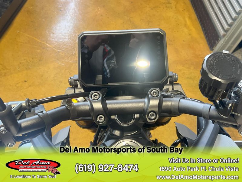 2025 Yamaha MT-09 SP Image 5